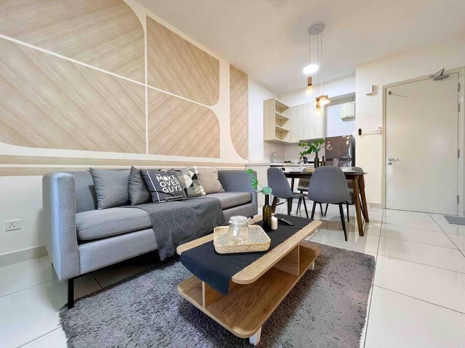Pangsapuri Arte Mont Kiara Lovely 1br Kuala Lumpur