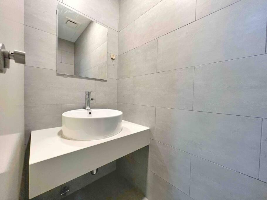 Pangsapuri Arte Mont Kiara Lovely 1br Kuala Lumpur